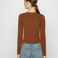 Even&Odd Flared Sleeve - Pullover - Brown 9 Even&Odd Flared Sleeve - Pullover - Brown -Even&Odd Soldes b742d5b530dc4ae0a3be54afedfe17f1 scaled