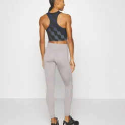 Collants - Grey 9 Collants - Grey -Even&Odd Soldes c64238e7052f4686a805ed90ba1be431 scaled