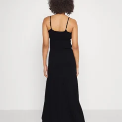 Even&Odd Maxi Dress Tiered Skirt - Robe Longue - Black -Even&Odd Soldes cd3b7fb9ce5f42d3ba339dd8ce0bec29 scaled