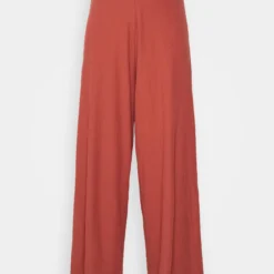 Pantalon Classique - Red -Even&Odd Soldes d0a32473c60a4917bc058dea517d3ae4 scaled