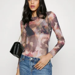 Even&Odd 2In1 - T-Shirt Imprimé - Black/Multi-Coloured -Even&Odd Soldes d0fd7186844c424faedaead36692095b scaled