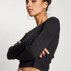 Offshoulder Basic - Pullover - Black -Even&Odd Soldes d712f228a90c45e486b1a120659ad2ce scaled