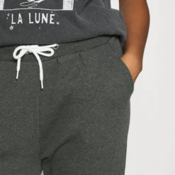 Even&Odd Regular Fit Jogger With Contrast - Pantalon De Survêtement - Mottled Dark Grey -Even&Odd Soldes d8e0508bc71f4005b42489e3f308e43a scaled