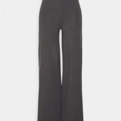 Pantalon Classique - Dark Grey -Even&Odd Soldes d9b92a66c1904d9c989ed6a9e852e59b scaled