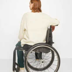 Even&Odd Gilet - Beige 19 Even&Odd Gilet - Beige -Even&Odd Soldes dcf7e378f2b744f9a1f21e3b3ed98cc8 scaled