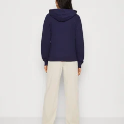 Even&Odd Sweat Zippé - Dark Blue -Even&Odd Soldes e8be85e144c646a295454f2089cfe2fb scaled