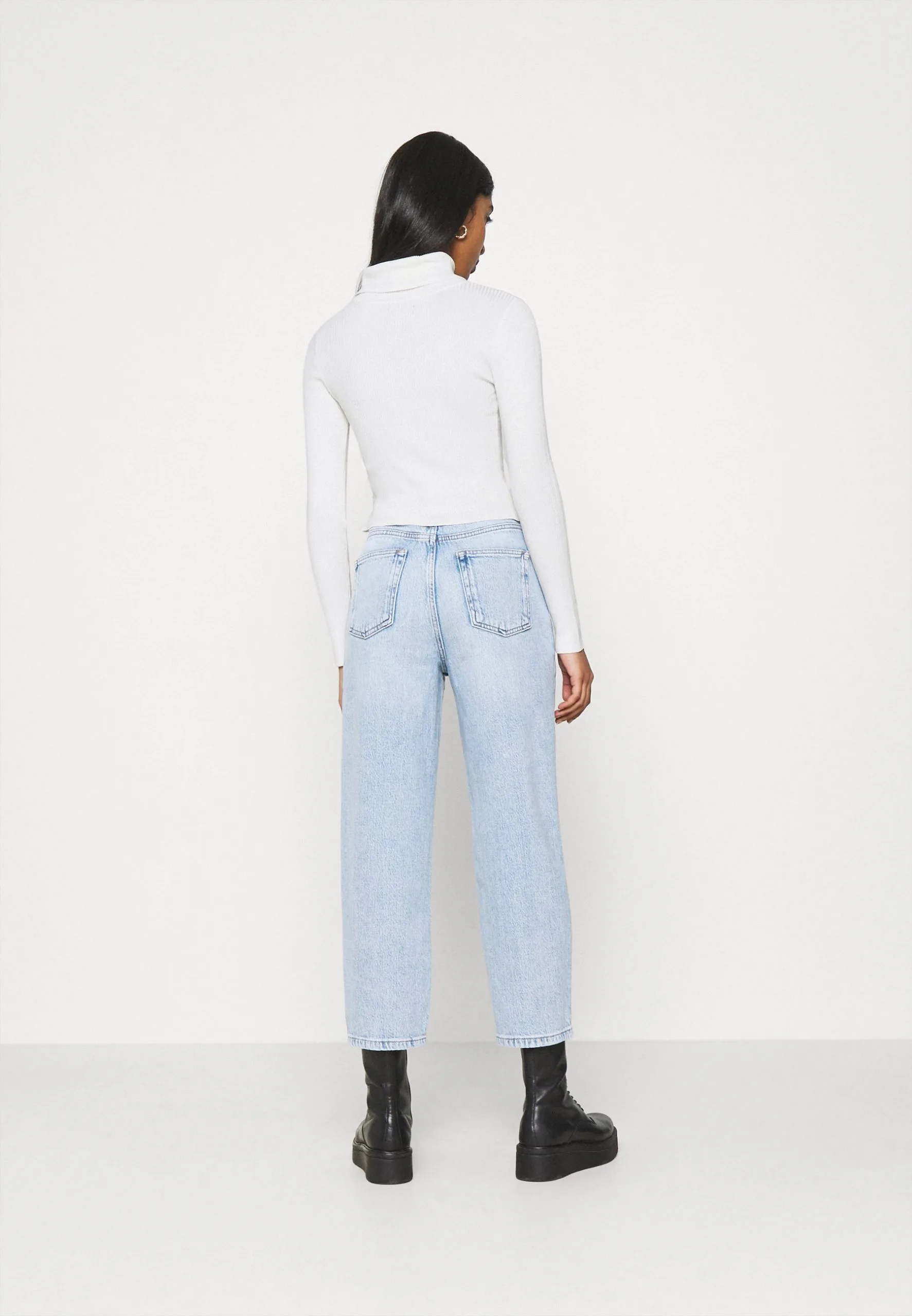 Even&Odd Cropped Turtle Neck 2 Pack - Pullover - Black/ White 5 Even&Odd Cropped Turtle Neck 2 Pack - Pullover - Black/ White – Image 3