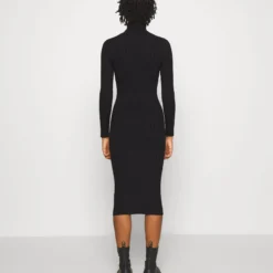 Even&Odd Rollkragen Bodycon Ripp Midi Strickkleid - Robe Fourreau - Black -Even&Odd Soldes f39e73fed22445c4923c7bafedf6ae33 scaled