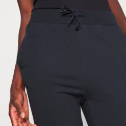 Slim Fit Joggers - Pantalon De Survêtement - Black -Even&Odd Soldes f9d5fca5075e4102a5790f764fd66dc2 scaled