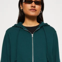 Even&Odd Sweat Zippé - Evergreen -Even&Odd Soldes fe0b873164fd4a6cb544a8db784582b0 scaled