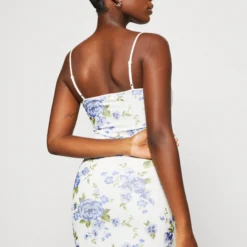 Even&Odd Robe Fourreau - White/Blue 11 Even&Odd Robe Fourreau - White/Blue -Even&Odd Soldes ffad4701f1b24c5688133113f3632438 scaled